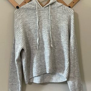 PINK Victoria’s Secret Cropped Hooded Sweater - Size Medium